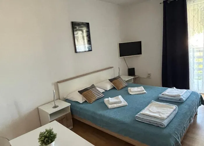 Ira Apartament