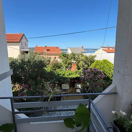 Ira * Crikvenica